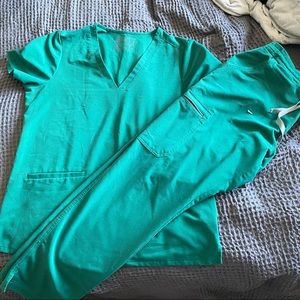 Figs - Hunter Green Scrubs